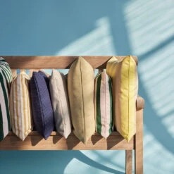 Fritz Hansen Skagerak Barriere Pillow 23 Fritz Hansen Skagerak Barriere Pillow -Danish Design Store Barriere Pillows Drahcmann Bench closeup