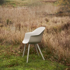 Gubi Bat Dining Chair - Plastic Base - Outdoor -Danish Design Store Bat Outdoor1