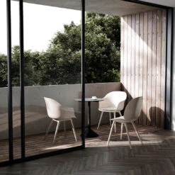 Gubi Beetle Dining Chair - Plastic Base - Outdoor 17 Gubi Beetle Dining Chair - Plastic Base - Outdoor -Danish Design Store Beetle Bat outdoor Plastic3 aaaa7943 ce86 4b9a b9fa 29bef358a0ef