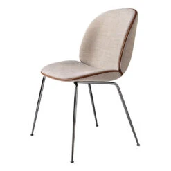 Gubi Beetle Dining Chair - Conic Base - Fully Upholstered 24 Gubi Beetle Dining Chair - Conic Base - Fully Upholstered -Danish Design Store Beetle DiningChair Conic FullyUpholstered BlackChrome KvadratRemix612 Piping LeatherCognac Front 16fa6e8c ee30 43d1 9521 dc7007042033