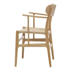 CH26 Dining Chair -Danish Design Store CH26 oak walnut cover cap straight side