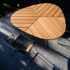 Leaf Outdoor Table -Danish Design Store CLICK Dining black LEAF HOUE 1410 high