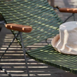 Click Outdoor Sunlounger -Danish Design Store CLICK Sunlounger olive green detail HOUE 0742 high