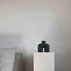 101 COPENHAGEN Cobra Uno Vase 32 101 COPENHAGEN Cobra Uno Vase -Danish Design Store Cobra Uno Mini Black Close Up