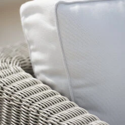 Connect Outdoor 3-Seater Sofa 13 Connect Outdoor 3-Seater Sofa -Danish Design Store Connect close up taupe f7