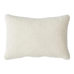 Develius Throw Pillows -Danish Design Store Develius EV7 karakorum 1