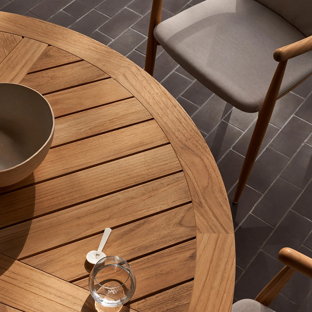 E022 Embrace Outdoor Table 11 E022 Embrace Outdoor Table - Image 9