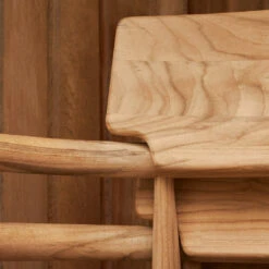 E008 Embrace Outdoor Dining Chair -Danish Design Store E008 teak untreated detail V4