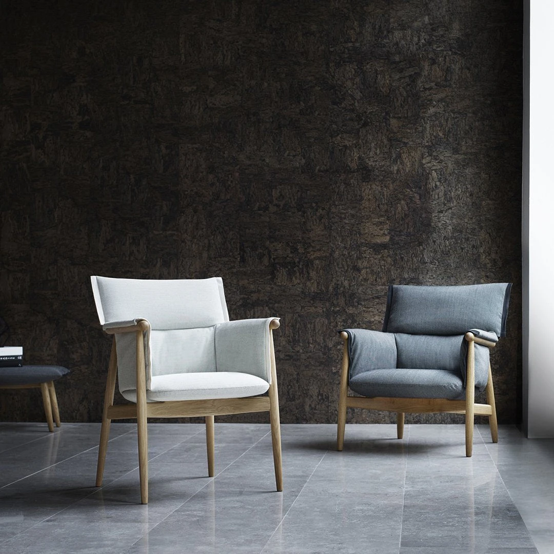 E015 Embrace Lounge Chair 15 E015 Embrace Lounge Chair - Image 13