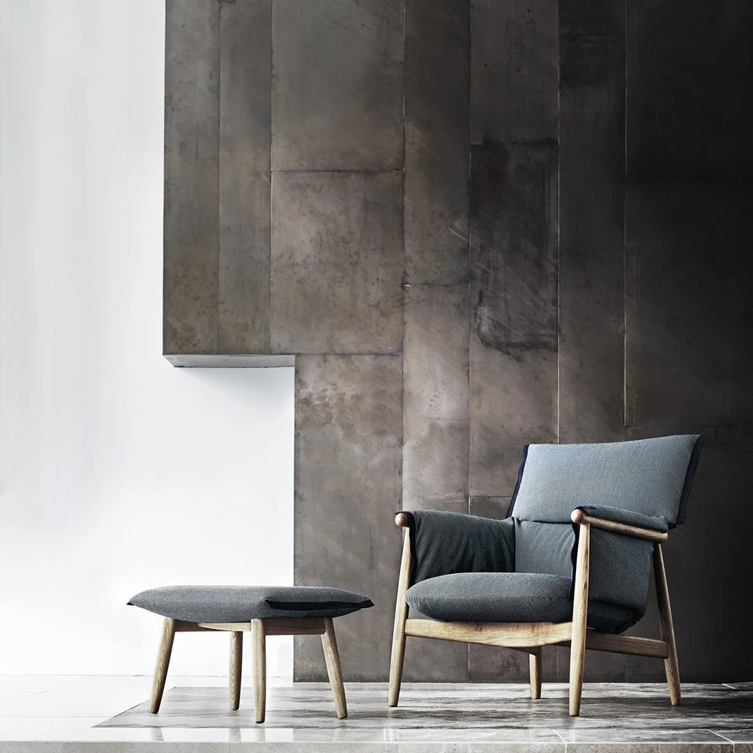 E015 Embrace Lounge Chair 13 E015 Embrace Lounge Chair - Image 11