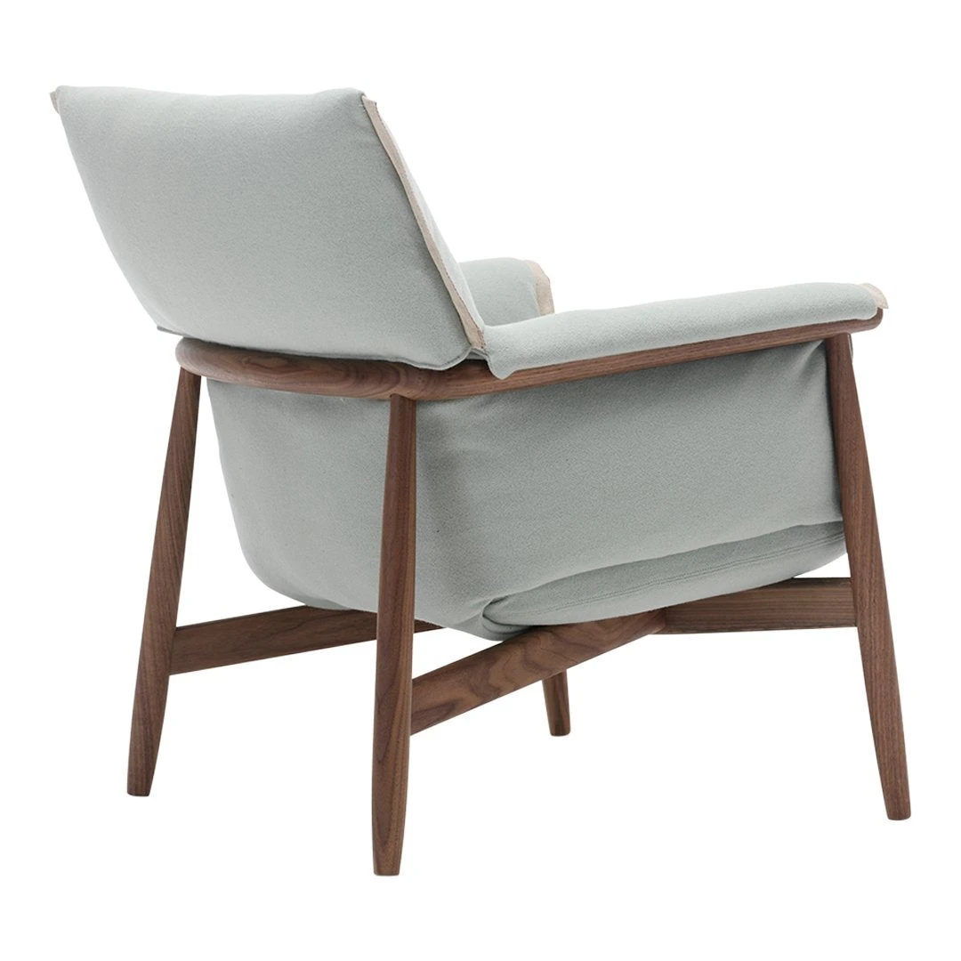 E015 Embrace Lounge Chair 10 E015 Embrace Lounge Chair - Image 8