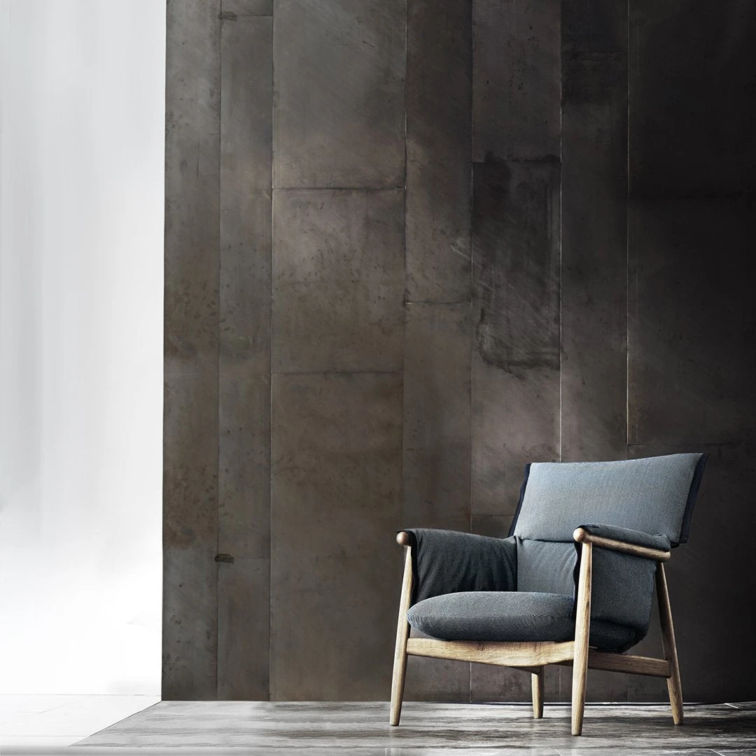 E015 Embrace Lounge Chair 14 E015 Embrace Lounge Chair - Image 12