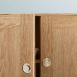 FK632115 Cabinet -Danish Design Store FK63 oak oil brass detail