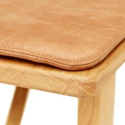 Position Bench -Danish Design Store F R Position Bench Oak Leather Cushion Detail seat