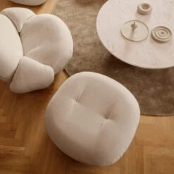 Gubi Pacha Sofa W/ Armrests + Ottoman Set -Danish Design Store GUBI Home PACHA LILLE HALVCIRKEL 3c9e841c a4ff 4da7 8bc0 ce79772a43d5