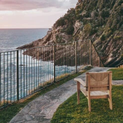 Gubi F-Chair Outdoor Lounge Chair -Danish Design Store GUBI Gubi Goes Al Fresco F Chair