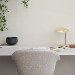 Gubi Bat Meeting Chair - 4-Star Base - Fully Upholstered 14 Gubi Bat Meeting Chair - 4-Star Base - Fully Upholstered -Danish Design Store GamFratesi 2021 480 FINAL