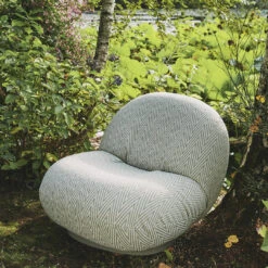 Gubi Pacha Outdoor Swivel Lounge Chair 38 Gubi Pacha Outdoor Swivel Lounge Chair -Danish Design Store Gubi Goes Al Fresco Pacha 2