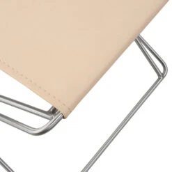 JG Folding Stool -Danish Design Store JG 6565 leather90 detail 6