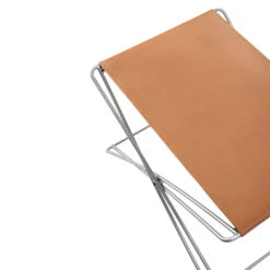 JG Folding Stool -Danish Design Store JG 6565 leather95 detail 4