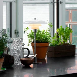 Louis Poulsen PH 2/1 Table Lamp 27 Louis Poulsen PH 2/1 Table Lamp -Danish Design Store KG7 05764