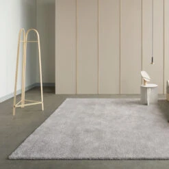 Chique Rug 39 Chique Rug -Danish Design Store Kasthall Chique Oyster 802 LS19 5c75d2a4 dfce 4466 be9a 426f55834eef