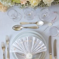 Holmegaard Cabernet White Wine Glass - Set Of 6 -Danish Design Store LYP 201222 201232 201448 HOLME 4303380 4303391 tableoverview 1 person