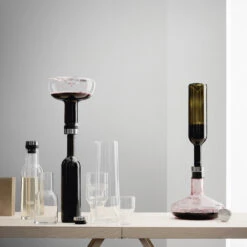 Wine Breather Carafe Deluxe 33 Wine Breather Carafe Deluxe -Danish Design Store Location 02 70317730 834a 4ca2 9900 e6a38266d83c