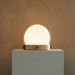 Carrie Portable LED Lamp 34 Carrie Portable LED Lamp -Danish Design Store MENU Carrie 2 4abe1a08 4539 46a4 98e7 e48730c9c9e8