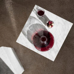 Wine Breather Carafe Deluxe 38 Wine Breather Carafe Deluxe -Danish Design Store MENU Plinth Winebreather fc96ad87 1ed7 4fe2 9290 1bab0f600344