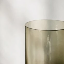 Aer Vase -Danish Design Store MENU Aer Vase 4 6e2ca797 aa72 44b8 90f6 5cce2d1367fb