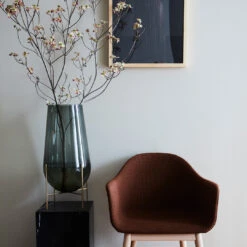 Echasse Vase 33 Echasse Vase -Danish Design Store MENU NY Showroom Entry 012 62ca1e3d d963 40e7 a68a de5ce889abc9