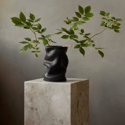 Collapse Vase 36 Collapse Vase -Danish Design Store MENU Plinth Pedestal Collapse Vase 6 9e855ad3 c095 4bd0 8622 92c3b0a97f6c