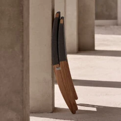 MG501 Cuba Outdoor Lounge Chair 30 MG501 Cuba Outdoor Lounge Chair -Danish Design Store MG501 teak oil anthracite folded 6e41cc2f 8d72 4eb2 a60f 4c5e2378bbde