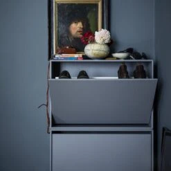 Hide Shoe Cabinet W/ Flip-Drawer 38 Hide Shoe Cabinet W/ Flip-Drawer -Danish Design Store Montana Hall s103 Detail01 2017 H RGB