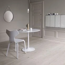 Panton Table 23 Panton Table -Danish Design Store Montana Pantontable White Shine Nordic White Ambient01 s101 2016 H