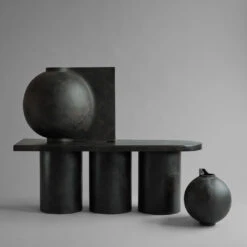 101 COPENHAGEN Big Foot Bench - Concrete 15 101 COPENHAGEN Big Foot Bench - Concrete -Danish Design Store Mood Big Foot Bench Offset Vases