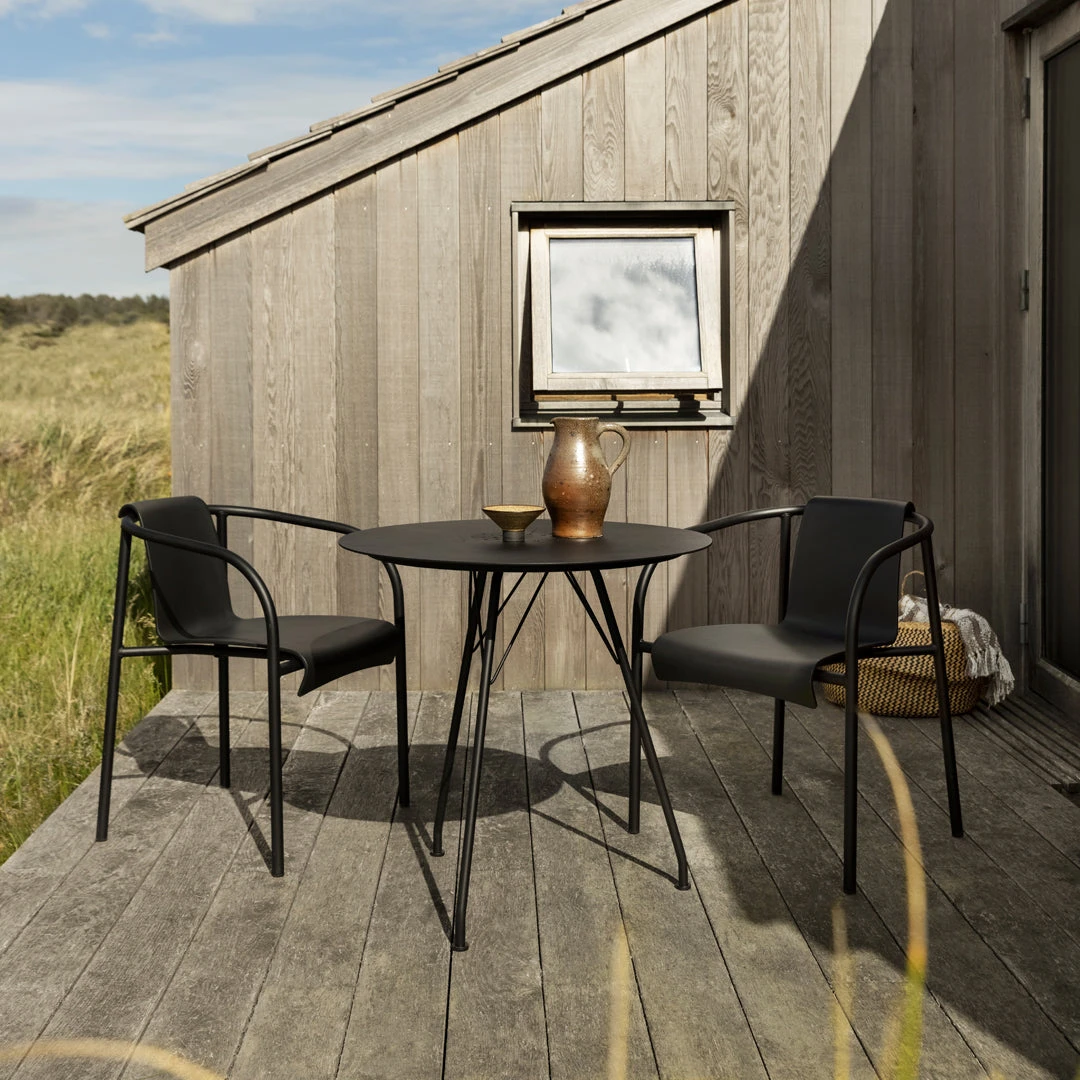 Circum Outdoor Cafe Table 15 Circum Outdoor Cafe Table - Image 13