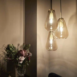 Anoli 3 Chandelier 25 Anoli 3 Chandelier -Danish Design Store Nuura Anoli 3 lifestyle 3