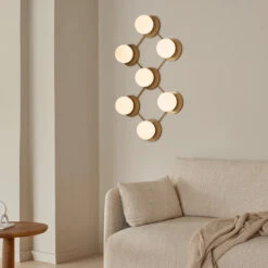 Liila 7 Wall Light 20 Liila 7 Wall Light -Danish Design Store Nuura Liila 7 Wall Opal lifestyle 1