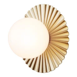 Liila Muuse Wall Light 36 Liila Muuse Wall Light -Danish Design Store Nuura LiilaMuuseSmallNordicGold Opal Packshot 3