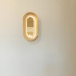 Sasi Wall Light -Danish Design Store Nuura SasiSmallBrass lifestyle