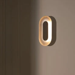 Sasi Wall Light -Danish Design Store Nuura SasiSmallSilver lifestyle
