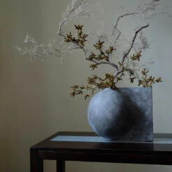 101 COPENHAGEN Offset Vase -Danish Design Store Offset Vase Mini Dark Grey 2 AikuFloral