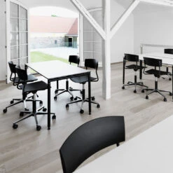 Pure X Conference Chair - 5-Star Base W/ Casters 13 Pure X Conference Chair - 5-Star Base W/ Casters -Danish Design Store PURE X 2
