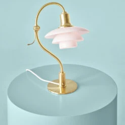 Louis Poulsen PH 2/2 Luna Table Lamp -Danish Design Store PaleRose23 PH22 Table Pale Rose Detail Off Studio bcf0d746 7622 4385 97de 1af11bd5bc73