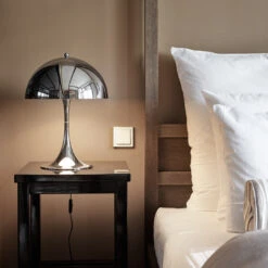Louis Poulsen Panthella 320 Table Lamp -Danish Design Store Panthella 320 Chrome SS21 Hotel Nimb 07222