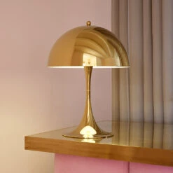 Louis Poulsen Panthella 320 Table Lamp -Danish Design Store Panthella Brass 320 SS21 07269