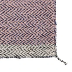Muuto Ply Rug -Danish Design Store Ply rug rose detail med res