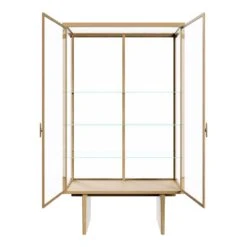 Gubi Private Vitrine 21 Gubi Private Vitrine -Danish Design Store Private Vitrine LightOak ItemNr.10083280 Front Open